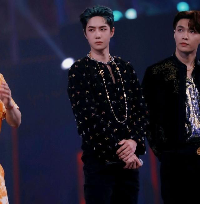  总决赛|王一博真有面！《街舞》三总决赛，汪涵和《冰雨火》总导演来助阵