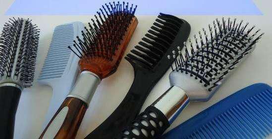 头发|除了头发经常清洗，还有梳子别忘了，满是油脂细菌不少