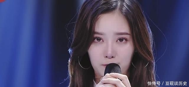  徐艺洋|黄子韬开直播“路人缘”，粉丝只关心徐艺洋在干嘛？黄子韬的回答“凉凉”！