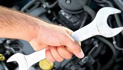  迈凯伦|迈凯伦车主用“13万现金”告诉你，乱变道也能上头条