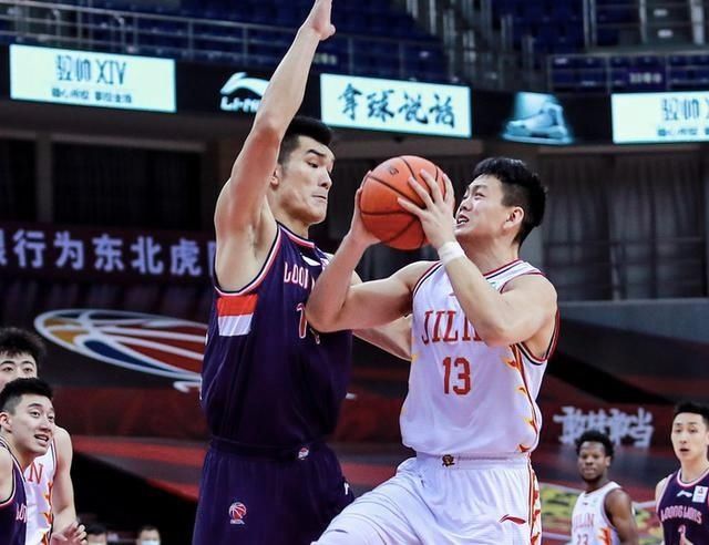  送压|11中8轰24+7+5，送压哨三分！最强状元突破犀利，能打动杜锋吗