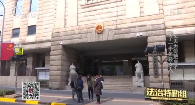 昏头|昏头了!上海爷叔竟分文未收,把房"卖"给比自己小30岁的女股友