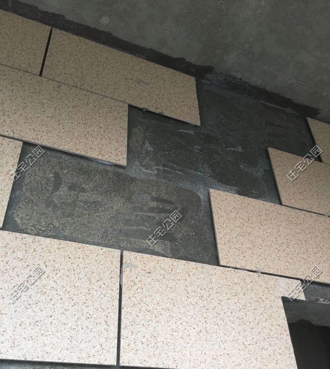 小伙|晒家丨广东这位95后小伙, 花75万为爷爷奶奶建房养老, 孝心太难得