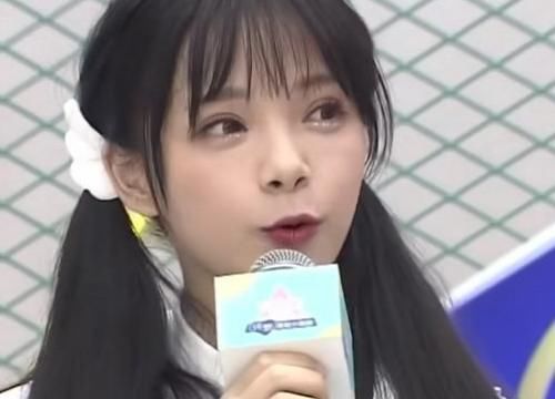 创造3|同是网红参加《创3》,谢安然被邀请上台,爆胎却坐在最角落