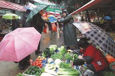 菜市场|聪明人买猪肉，为啥偏偏选“天气不好”的时候去？卖的不如买的精