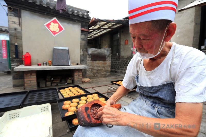 老字号|中秋到 “百年老字号”里又飘月饼香