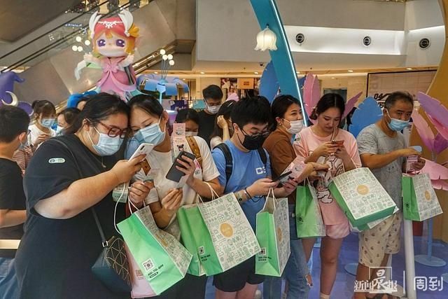 展区|超400平米国潮来袭,奇梦仙境主题特展登陆上海静安大悦城