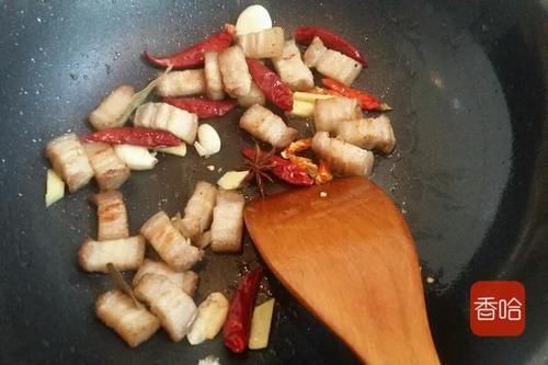 太费|梅干菜与猪肉才是绝配，炖上一锅鲜香入味，唯一缺点太费米饭