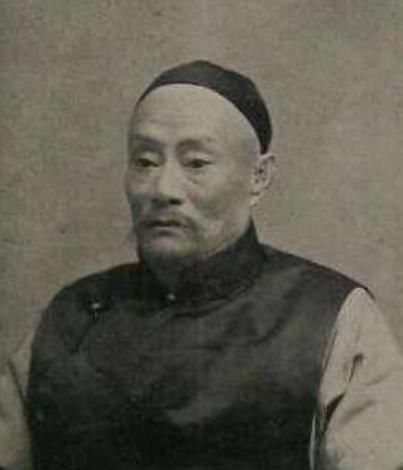 袁世凯|张作霖为袁世凯包下京城妓院，袁不领情，次年醒悟：东北非张莫属