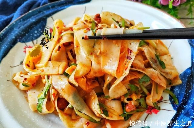 后悔|吃了40年凉皮才知道,这才是凉皮的正确吃法,后悔知道晚了