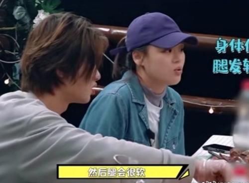  录制|《脱口秀大会》录制现场，女明星素颜空降观众席，状态恢复不少