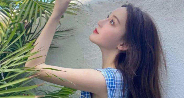  看重|陈卓璇带着“面具论”吸引铁粉，现在90后更看重自己的感受