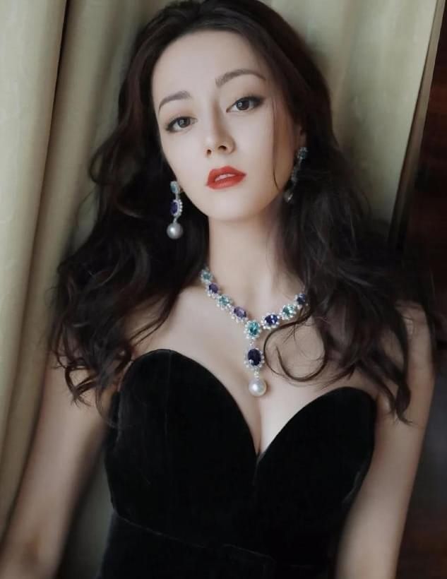  LV|“饭饭快报”赵丽颖综艺、热巴LV、宋茜《洛阳》、宁静长相