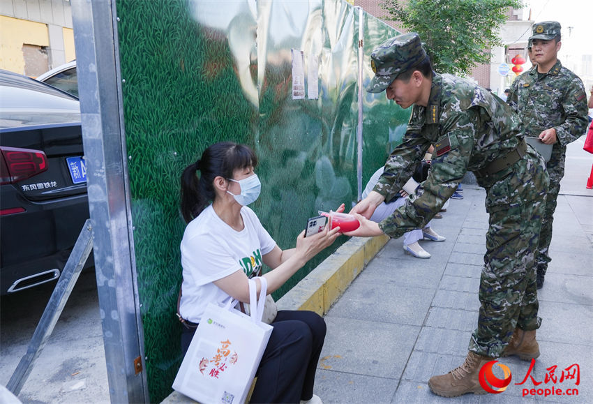 助力梦想起飞！武警官兵为高考保驾护航