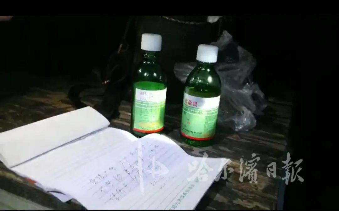 昏迷不醒|潜水员路遇男子口吐白沫倒地昏迷不醒，蹲地人工呼吸急救！可惜……