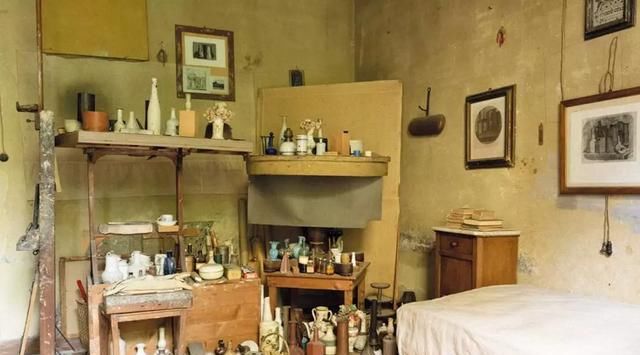  办公|艺术家“躺赚”指南