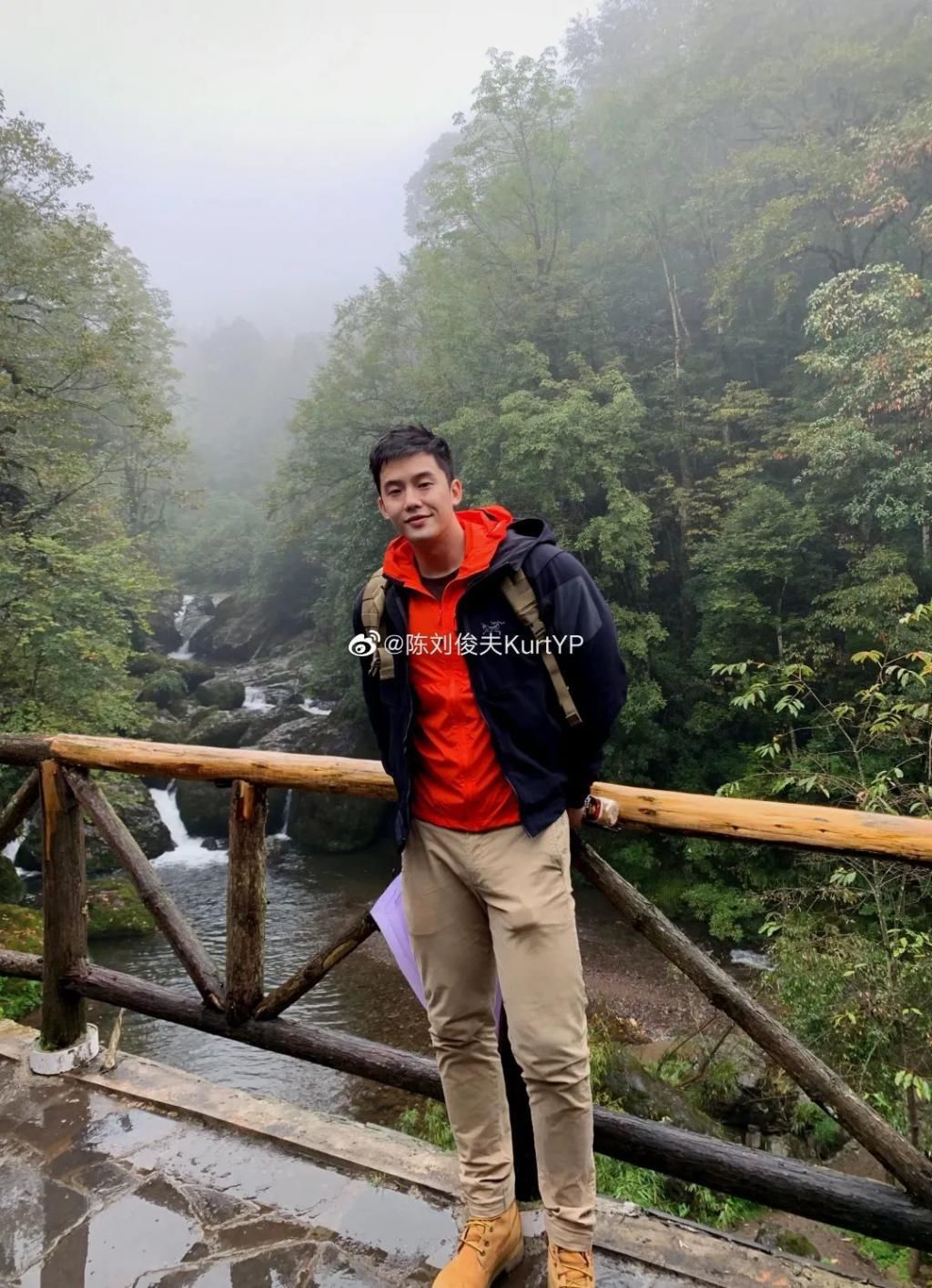  参加|就这德行还来参加综艺？