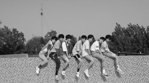  更换|时代少年团为躲私生，更换住所和训练场地，竟被5元给“出卖”了