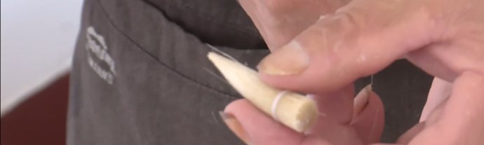  毛笔|15岁开始学，65岁他终于成为传承人！祖传四代制川山毛笔，传承千年老手艺！