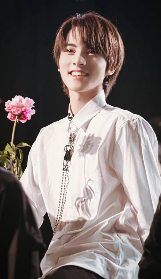  粉丝|前有《青你》后有《浪姐》，夹击下的《少年之名》为什么这么糊？