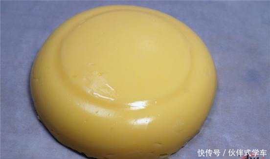 甜品店|家里有牛奶鸡蛋,试一试这样,简单一做,比餐厅甜品店的还好吃