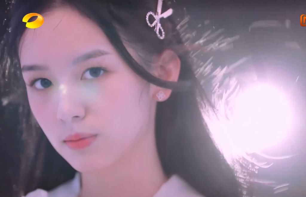  担当|快本新人颜值担当不是金子涵，维嘉连夸5次惹昕姐吃醋！