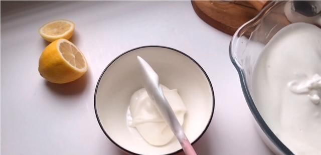  详细|奶牛色的毛巾卷你吃过吗？速来围观2人食网红烘焙详细教程