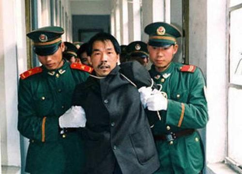  劳荣枝|蛇蝎美人劳荣枝：身背7条人命潜逃20年，不要低估恶人的伪装