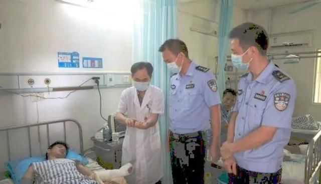 抓捕队员|场面惊险!广西缉毒警与毒贩同时跌落10米陡坡,身体多处受伤仍不放弃抓捕