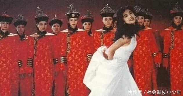  群演|王祖贤30年前故宫旧照流出，有谁注意背后的群演？