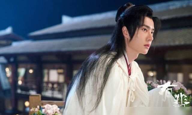  cue|杜华cue陈学冬，说错王一博角色名，被赵丽颖喊大姐！