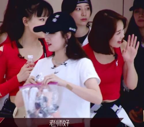 冷脸|《乘风破浪的姐姐》首次集训宁静被关照,伊能静全程冷脸,万茜厉害了