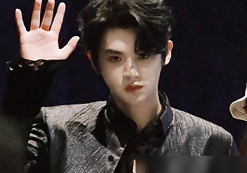  翟潇闻|《快乐大本营》新人选拔结束，网曝不是翟潇担任常驻，遗憾