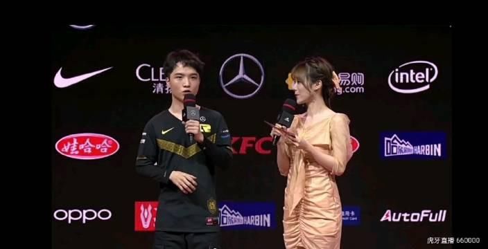  对面|RNG赛后采访XLB：完全没有想到对面会选新英雄