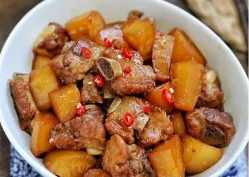  肚花|吃货美食：清蒸鲍鱼、千叶菜炒豆腐、油泡肚花、萝卜炖排骨的做法