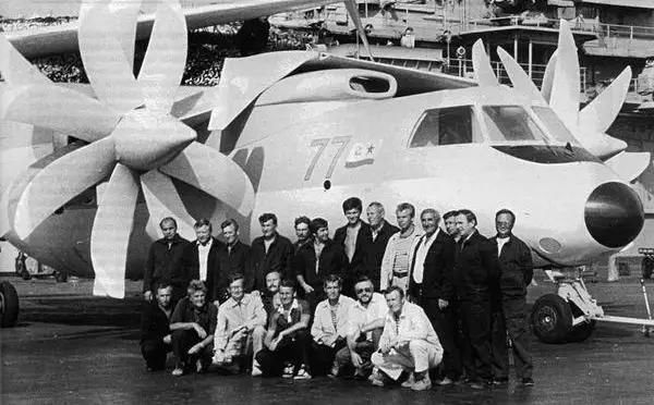 规模现代化|辽宁号与山东号能否加装弹射器,以搭载空警600?完全可行