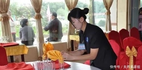 不许|为什么不许服务员吃剩菜在饭店干了28年的厨师长,6字说出真相