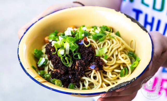 炸酱面|幸福小区里好吃的面馆,不是你想的那一家哦