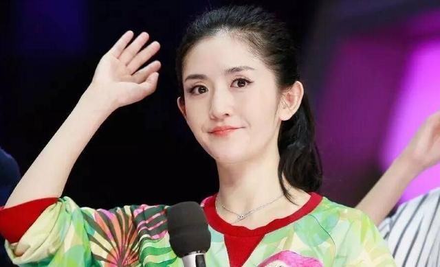  观众|曾带给观众无数欢乐，后从一姐沦为陪衬，只因一个错误