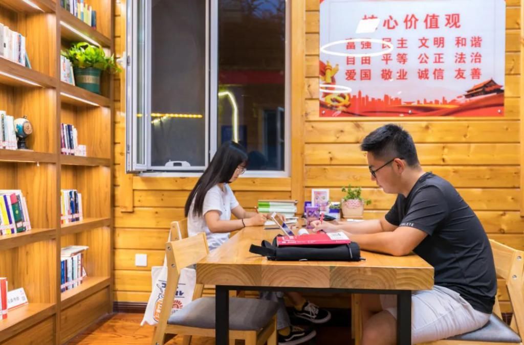  开放|这里的“鸿雁书房”24小时开放