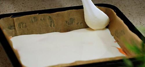  面粉|红薯和面粉别只会炸丸子吃，教你做红薯千层糕，好吃又好看