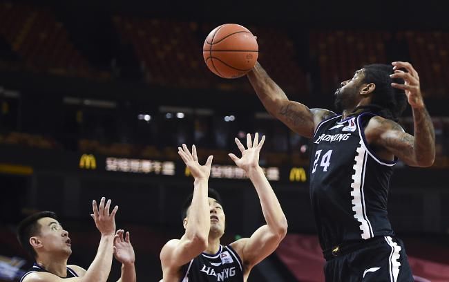 赵继伟|六连胜！辽篮123-106北控，弗格29+11，韩德君32+11