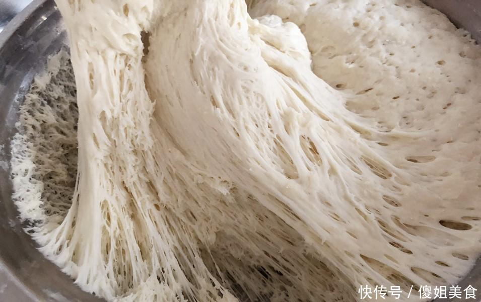 馒头|教你秋天发面,掌握这1点,快速发满一大盆,蒸的馒头又白又暄软