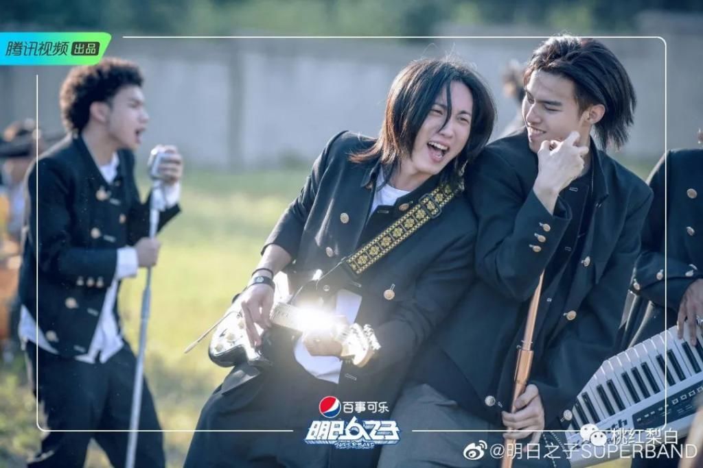  到底|被朴树和欧阳娜娜看上的人，到底有多厉害