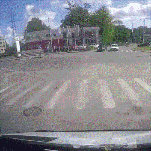  当场|生活中38个最危险的瞬间，离当场去世就差那么0.01秒