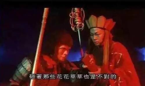 泳池|情侣吵架后竟把金首饰扔泳池里！想找回来？管理方：给6000块钱