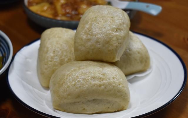 白菜心|?晒母女俩午餐,经济又美味,有荤有素吃得香,网友:确定是亲妈