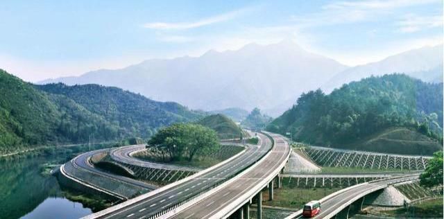  老虎|最费油的4个开车习惯，占3个以上，开什么车都是油老虎