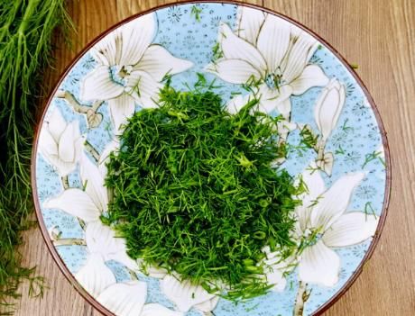  多汁|拌饺子馅时，别放料酒了，教你1招技巧，猪肉馅鲜嫩多汁还不腻