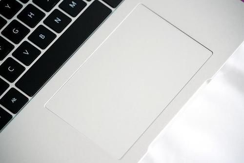 看过|荣耀MagicBook Pro是否值得买?看过外观就知道爱了
